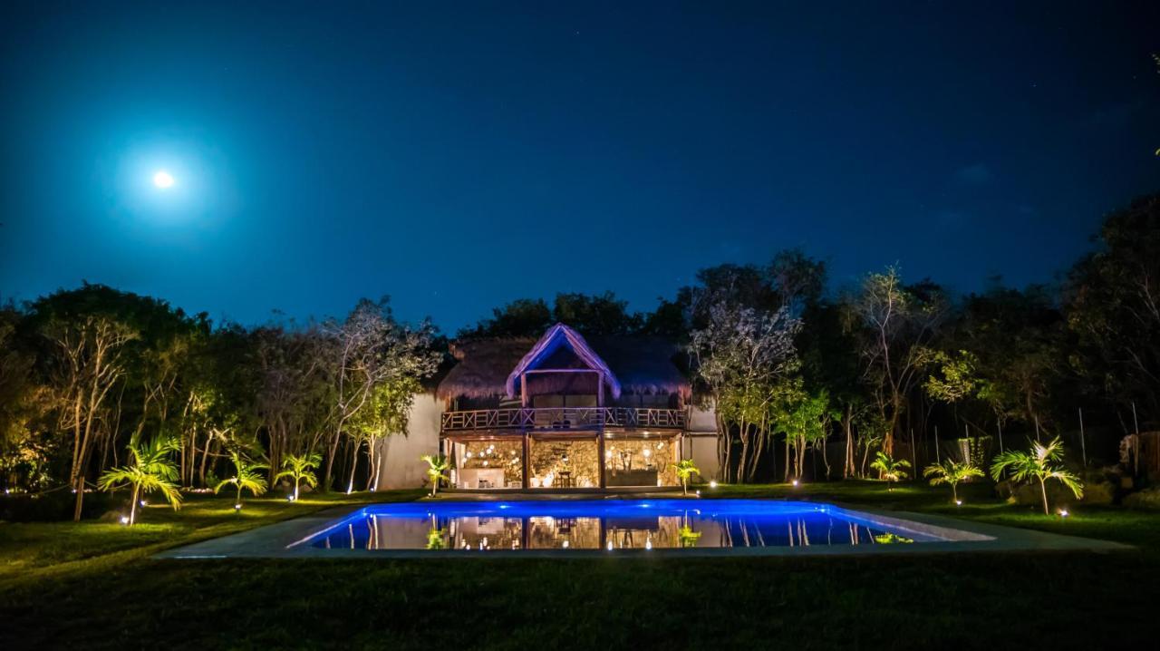 Las Nubes Villa Xpu Ha Buitenkant foto
